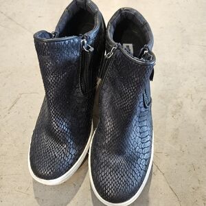 Black Textured Ankle Boots